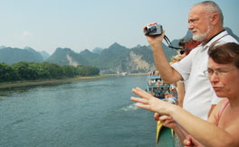 China Highlights customers is enjoying the amazing scenary of Li River